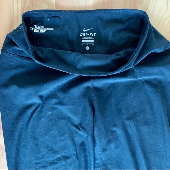 Nike Leggings - Picture 3 of 3